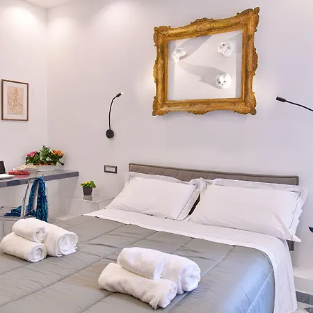 Domus 42 נאפולי