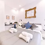 Guest house Domus 42 Naples